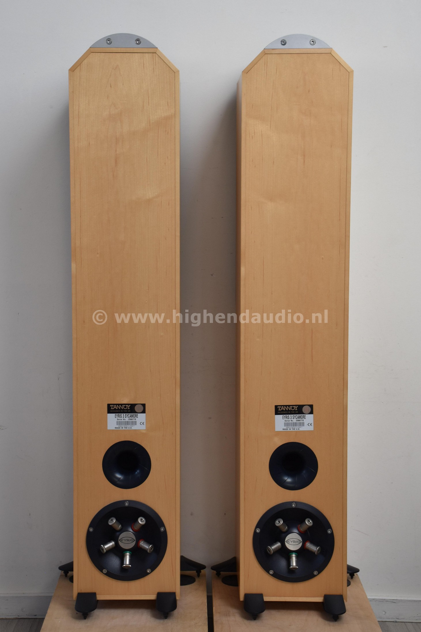 Tannoy-Eyris3-250077S-back_wm