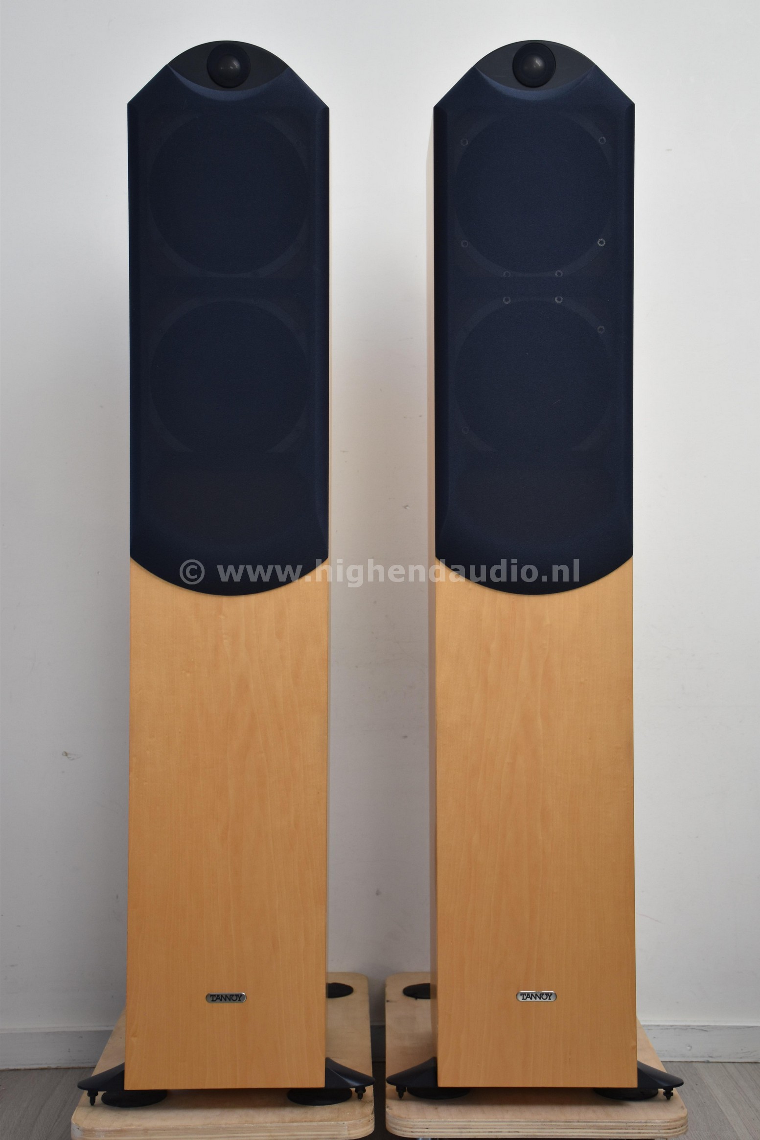 Tannoy-Eyris3-250077S-front_wm