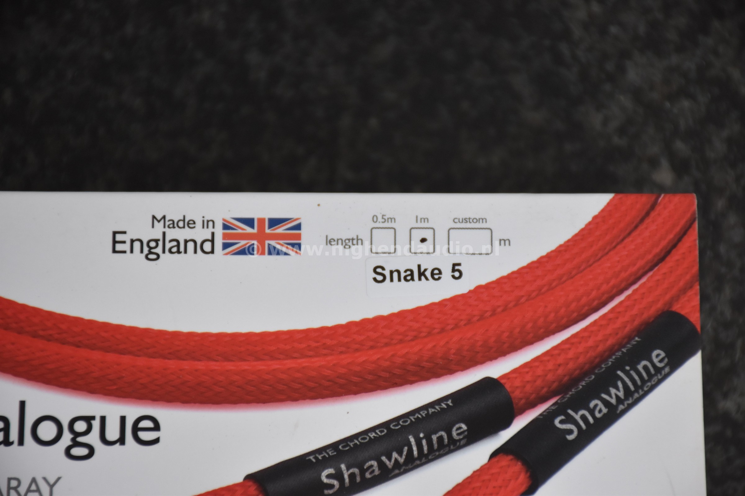 Chord-Shawline-Snake5-1m-boxcloseup_wm