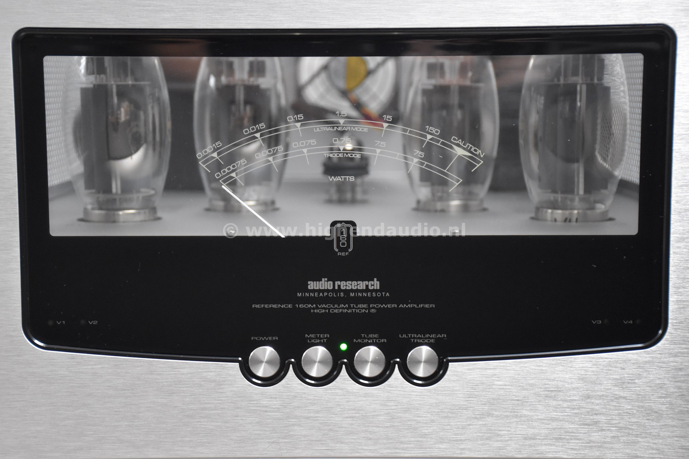 AR-Reference160M-MKII-50684-50685-frontdisplay_wm