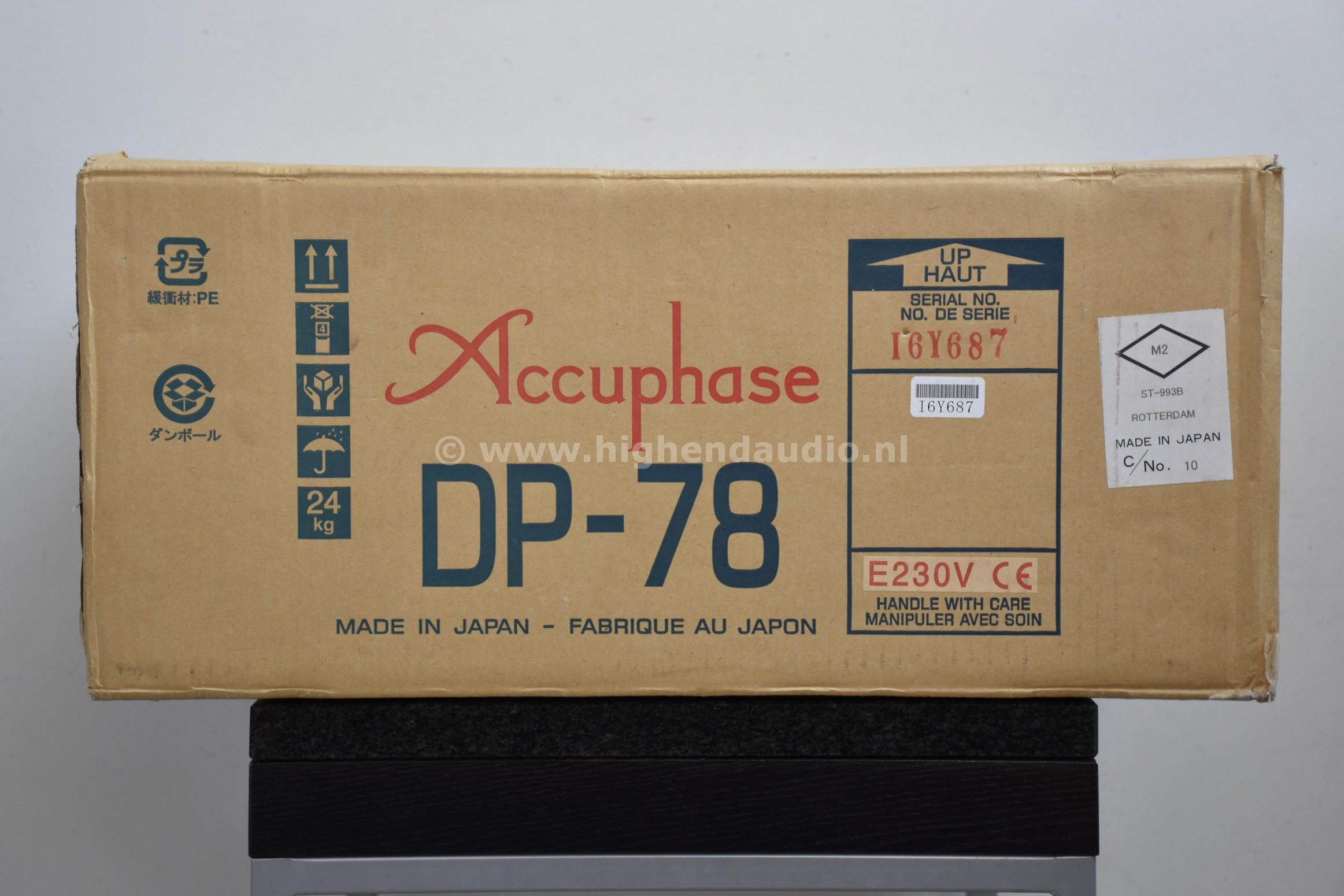 Accuphase-DP78-I6Y687-II-box_wm