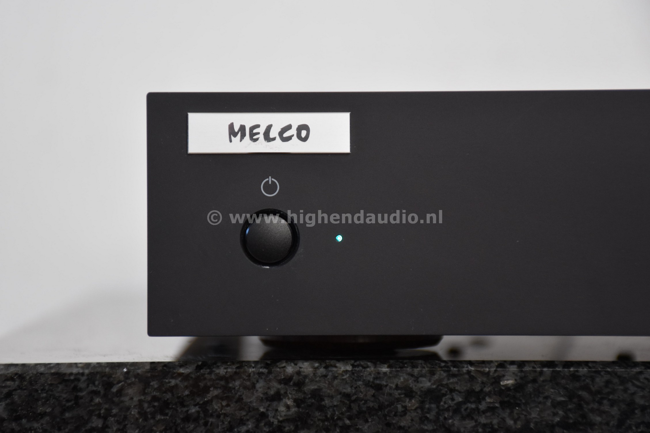 Melco-HAN1ZH60-40353761100167-frontleft_wm