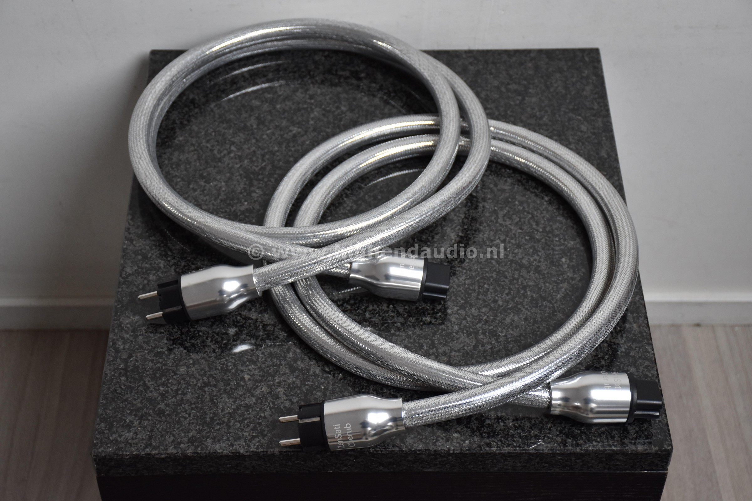 Zensati-Cherub-C19-2m-020219ZCPC2C-100619ZCPC2_wm