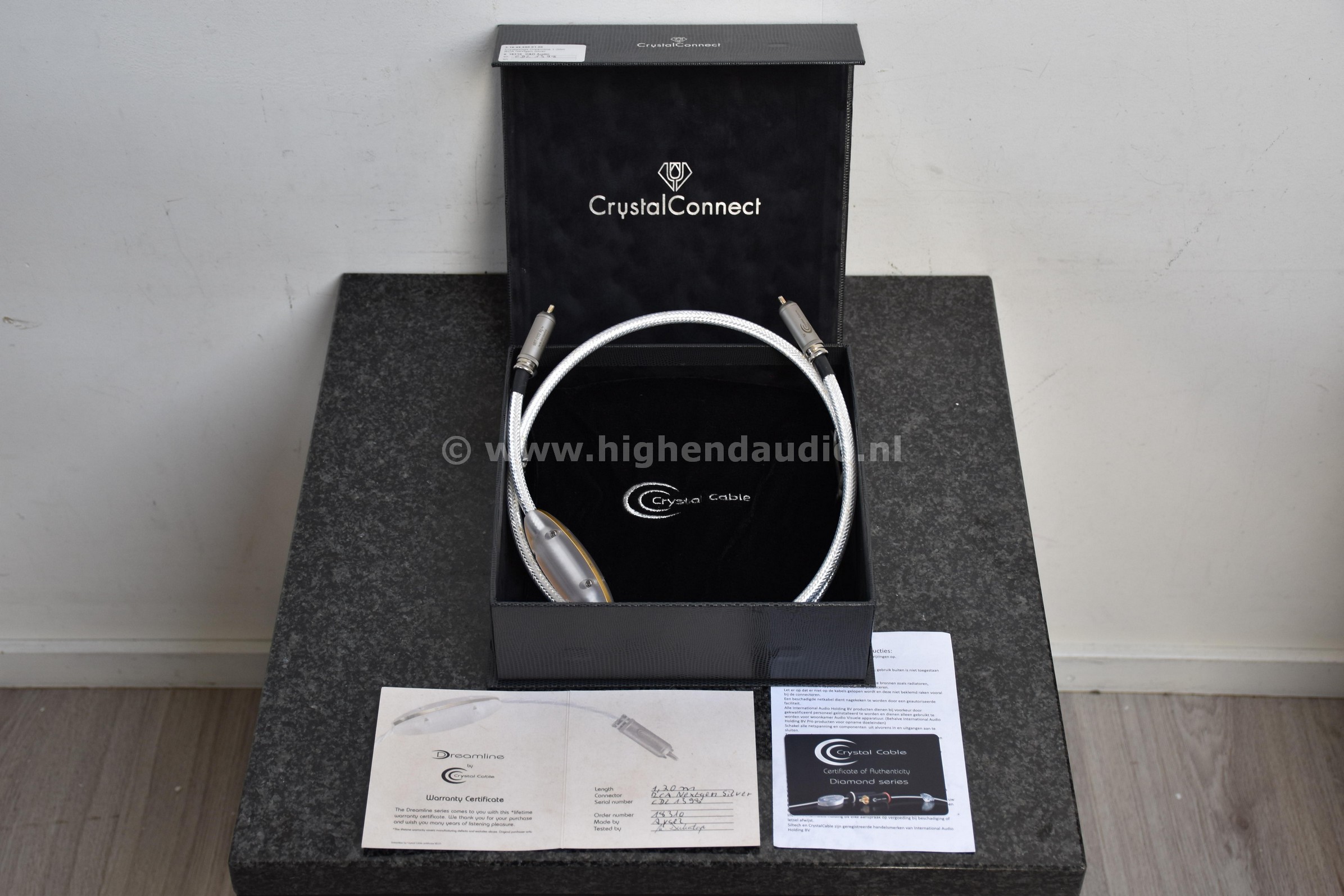 CrystalCable-CrystalDigit-Dreamline-1,2m-CDL1398-cableinbox2_wm