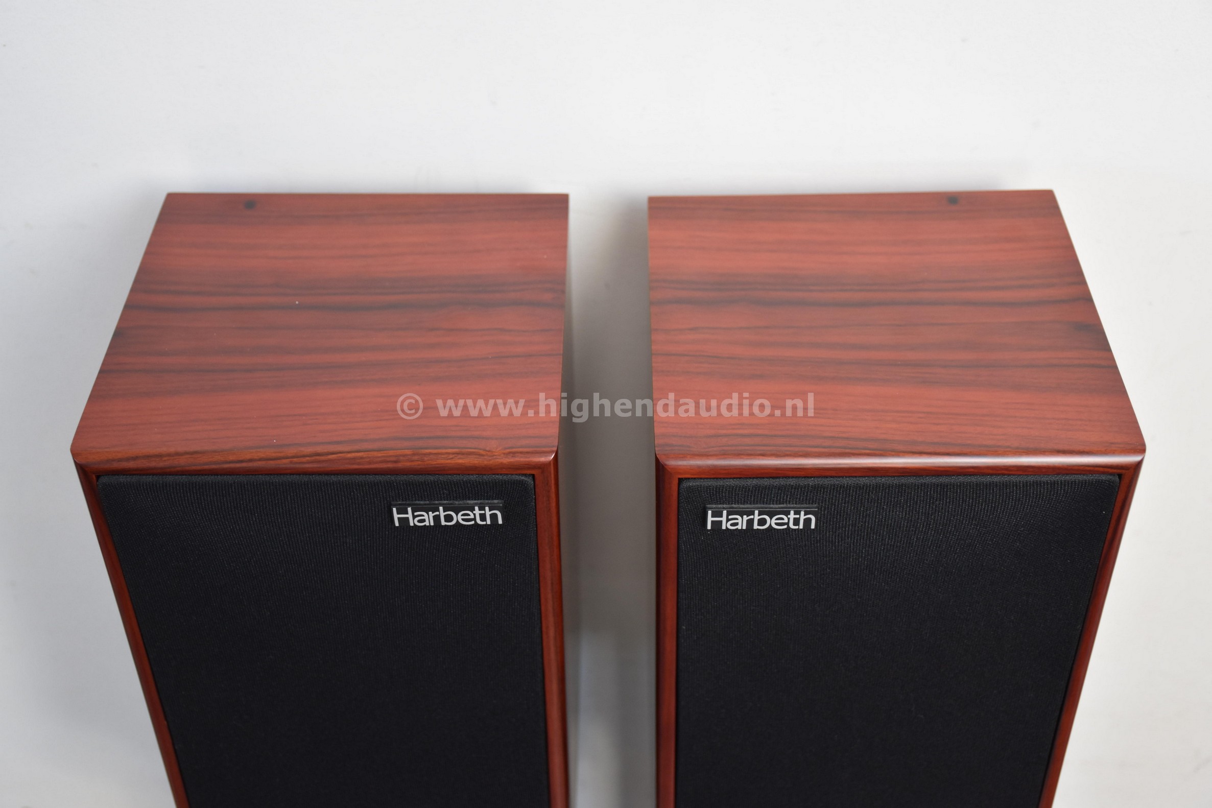 Harbeth-P3ESRXD-1248LR-top_wm