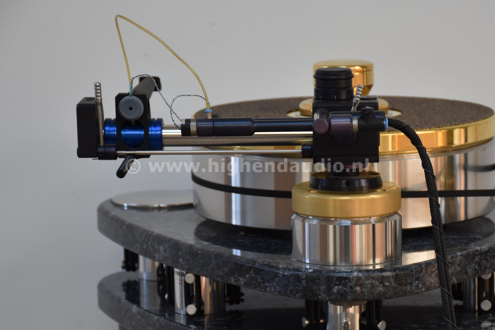 Kuzma-AirLine-135-back_wm