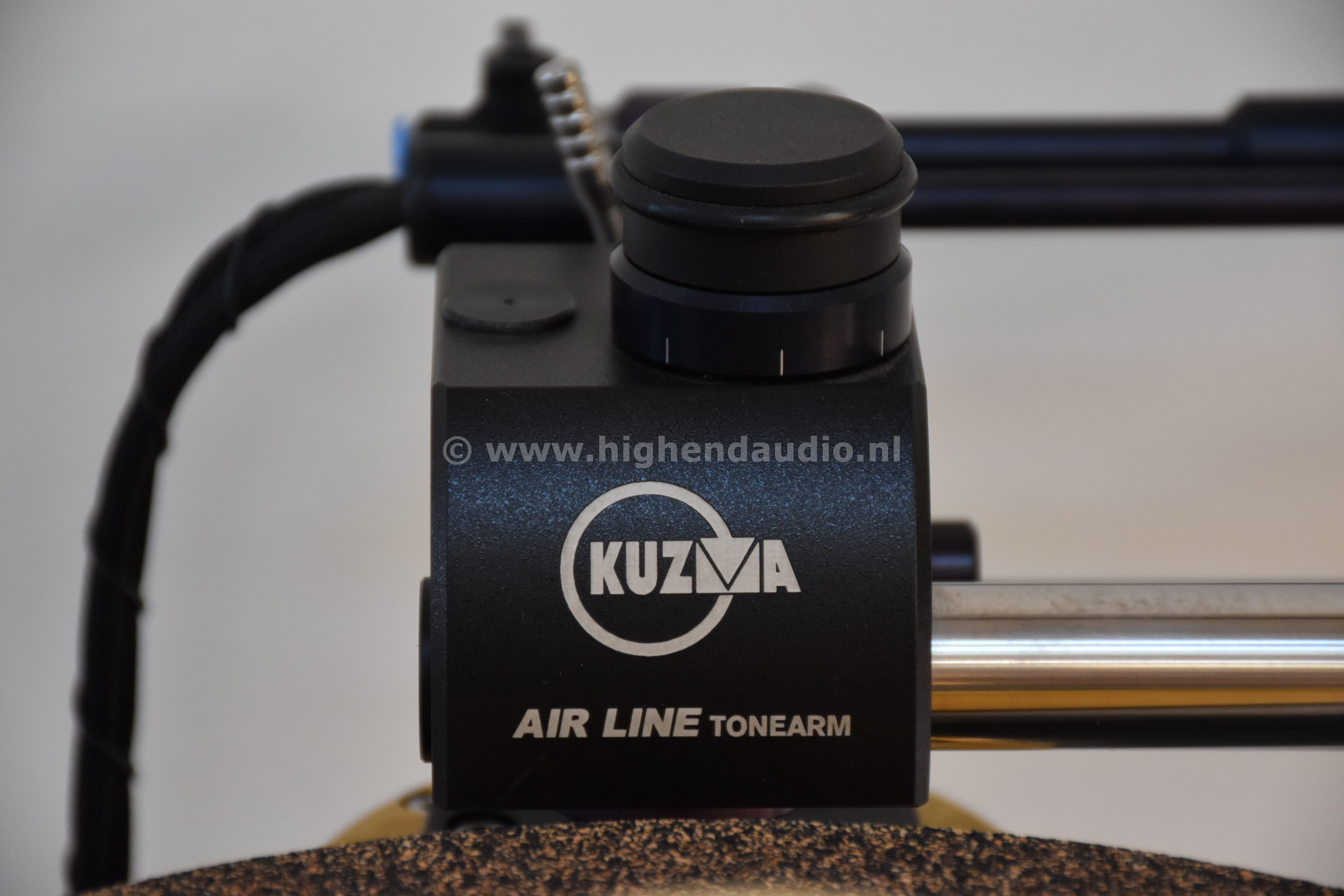 Kuzma-AirLine-135-detail1_wm
