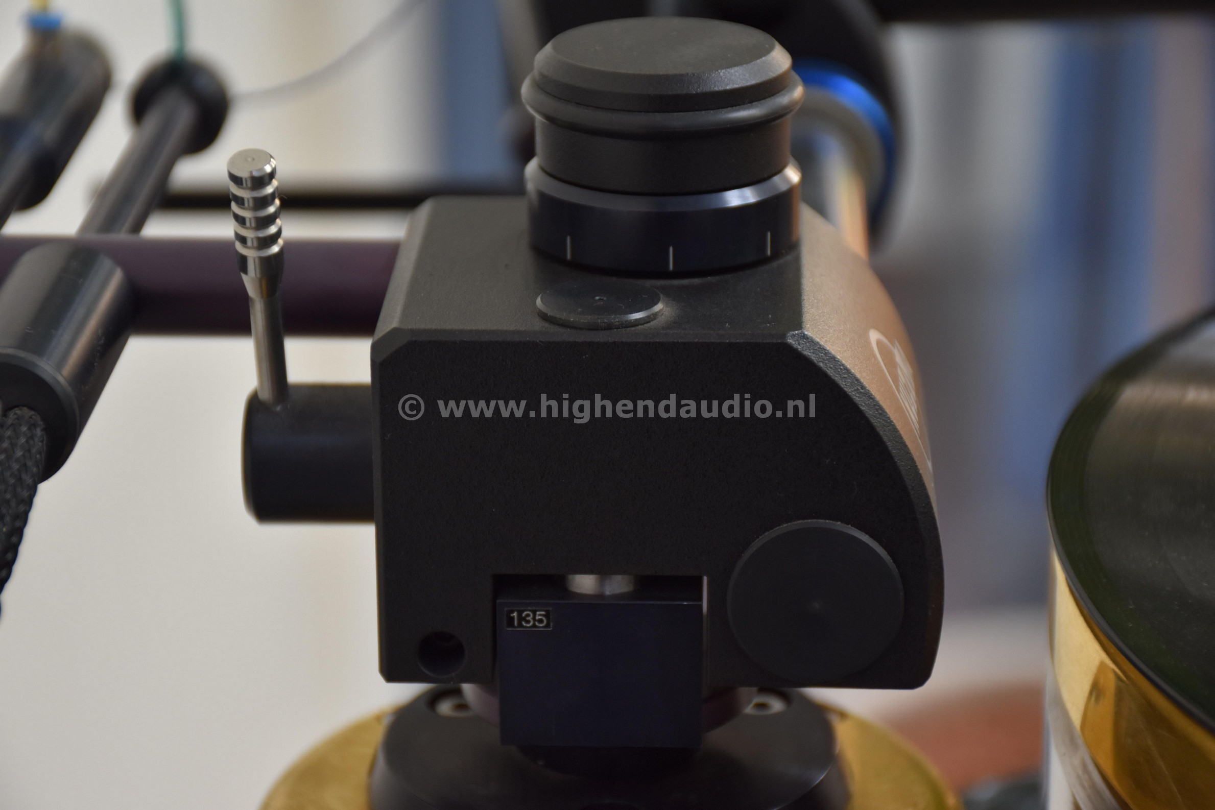 Kuzma-AirLine-135-sernr_wm