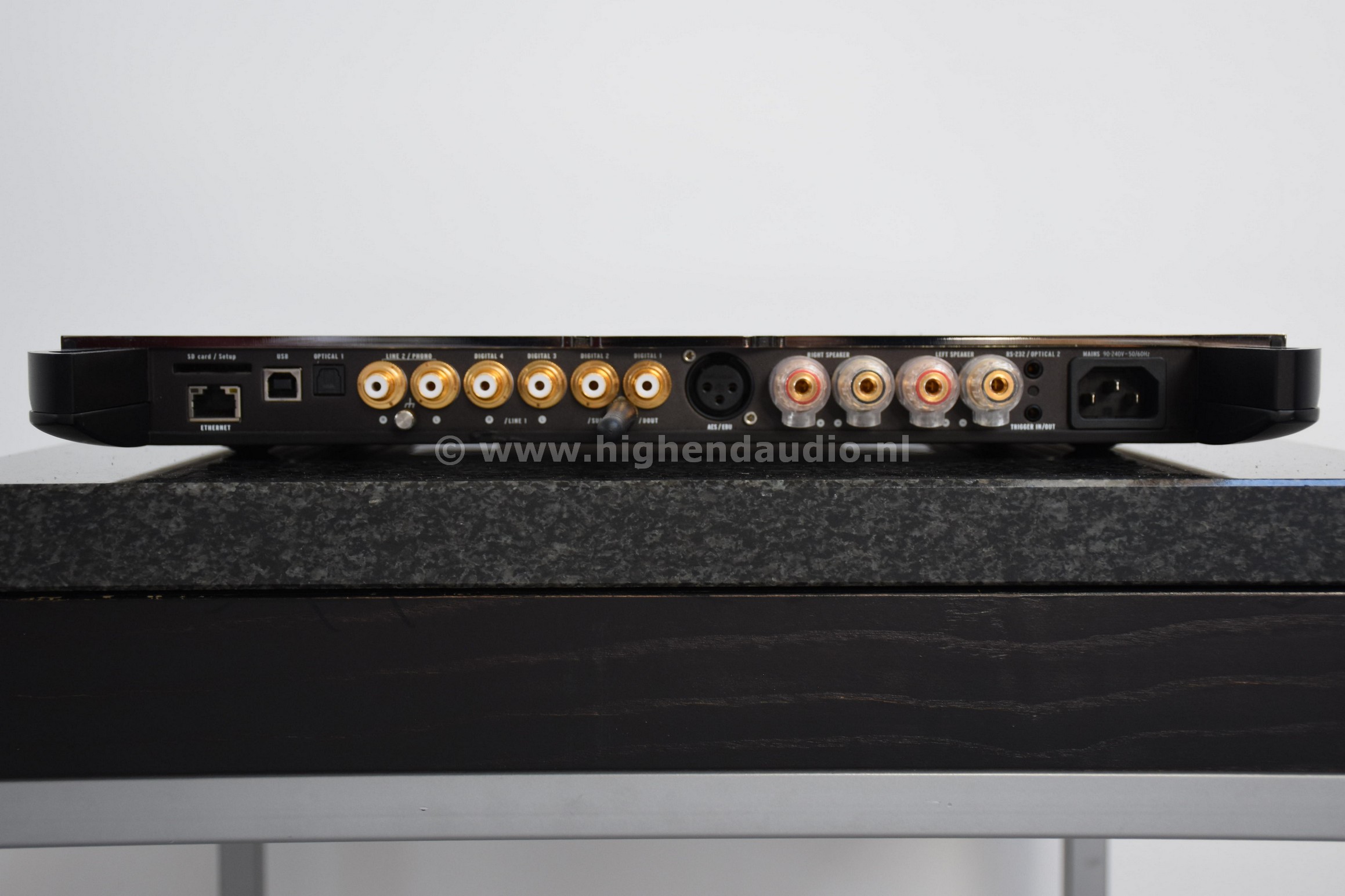 Devialet-200-06867B1-back_wm