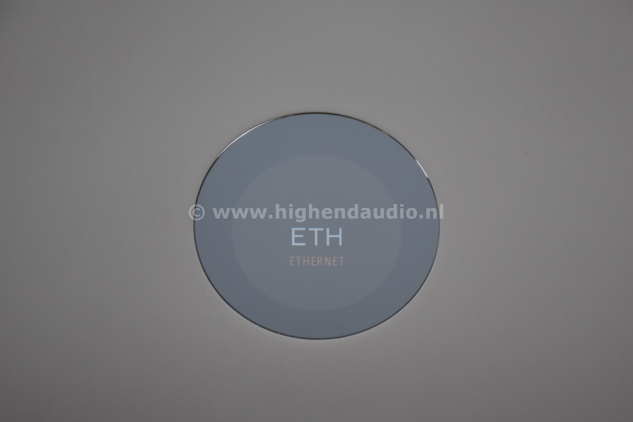 Devialet-200-06867B1-display6_wm