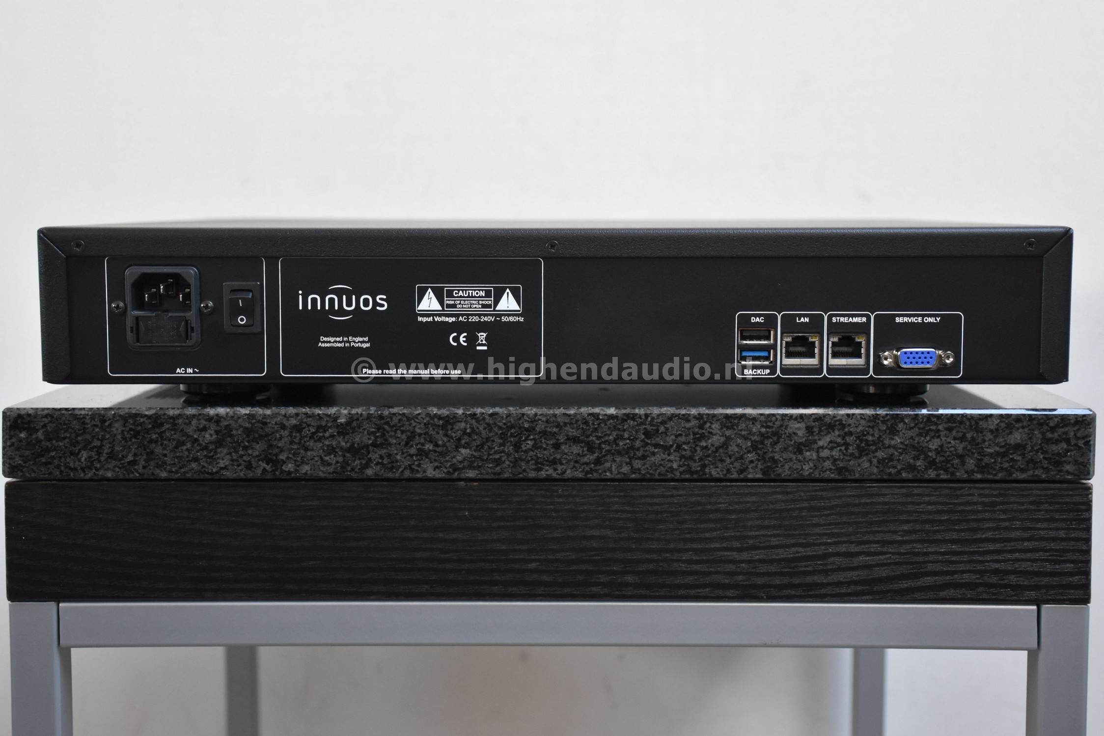 Innuos-ZenithXXLMKII-1702000012128-back_wm