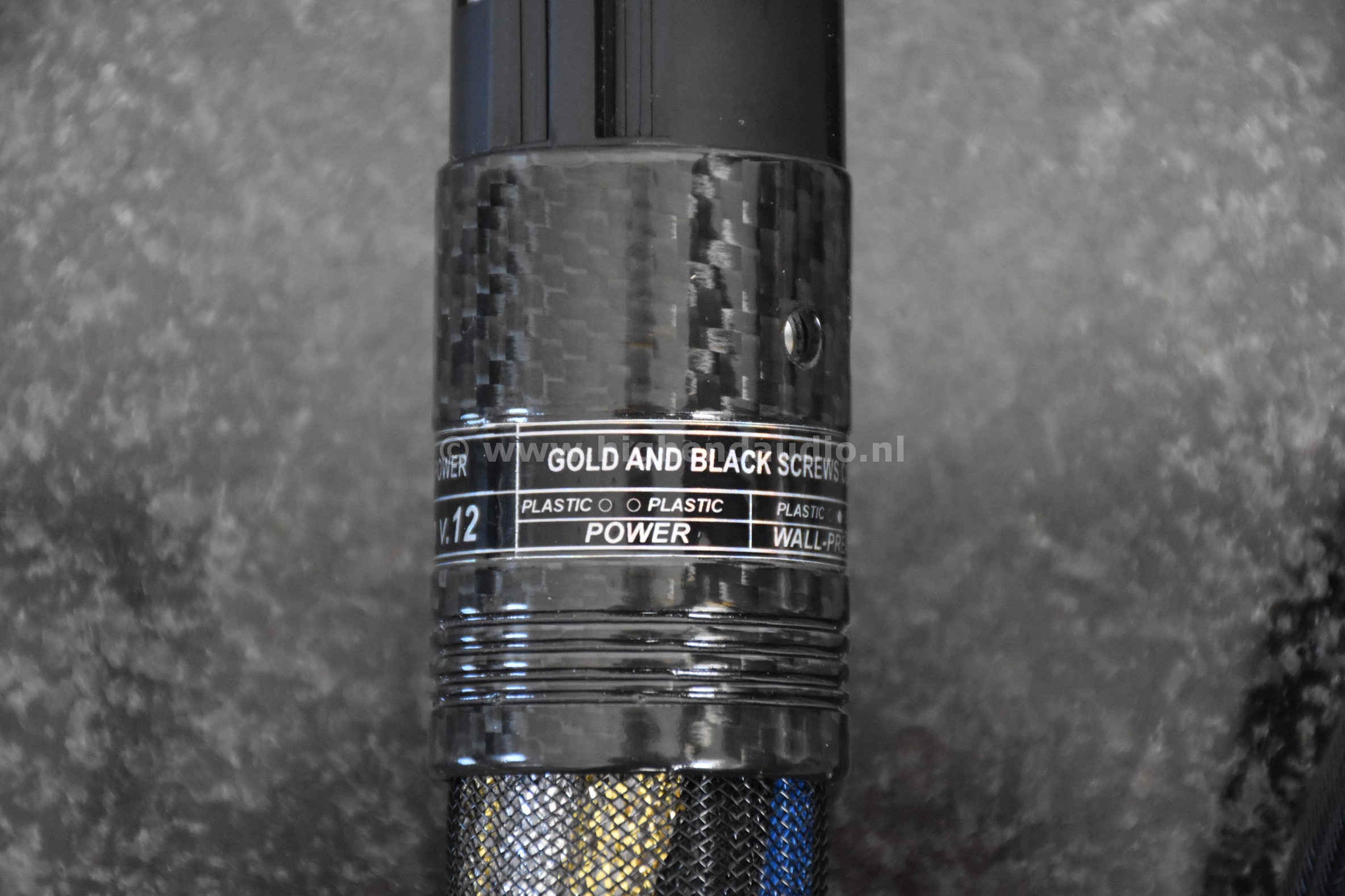 Stealth-DreamV12-Universal-2m-8940115-detail3_wm