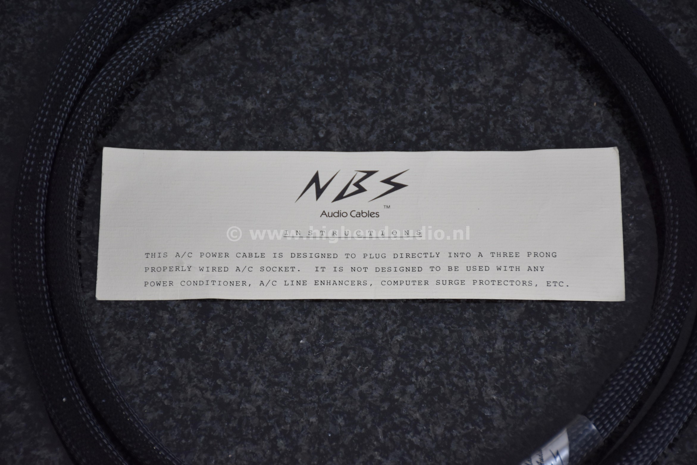 NBS-MonitorIII-AC-C19-1,8m-manual_wm