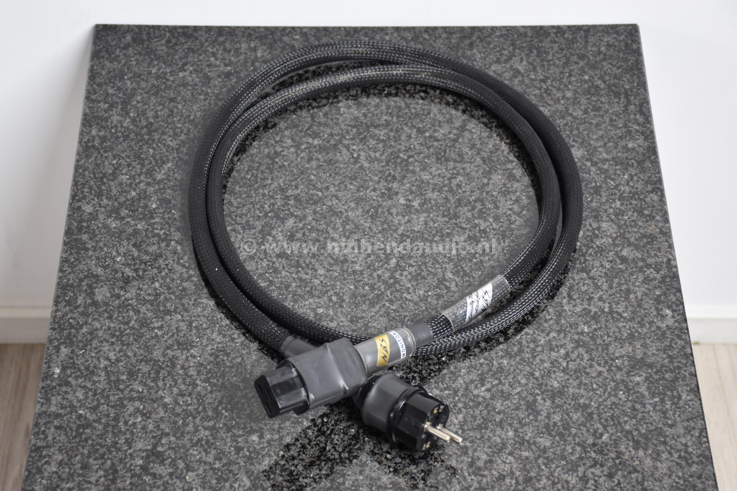 NBS-MonitorIII-AC-C19-1,8m_wm