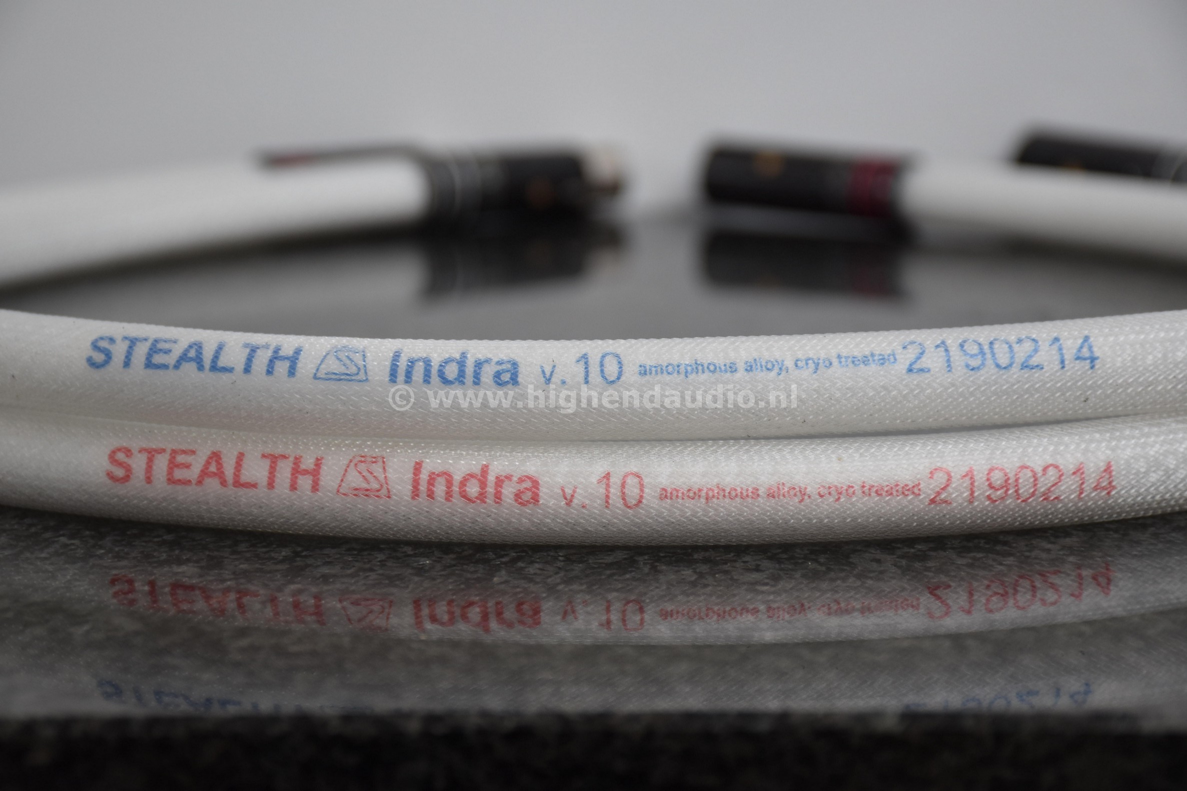 Stealth-IndraV10-XLR-1m-2190214-detail1_wm