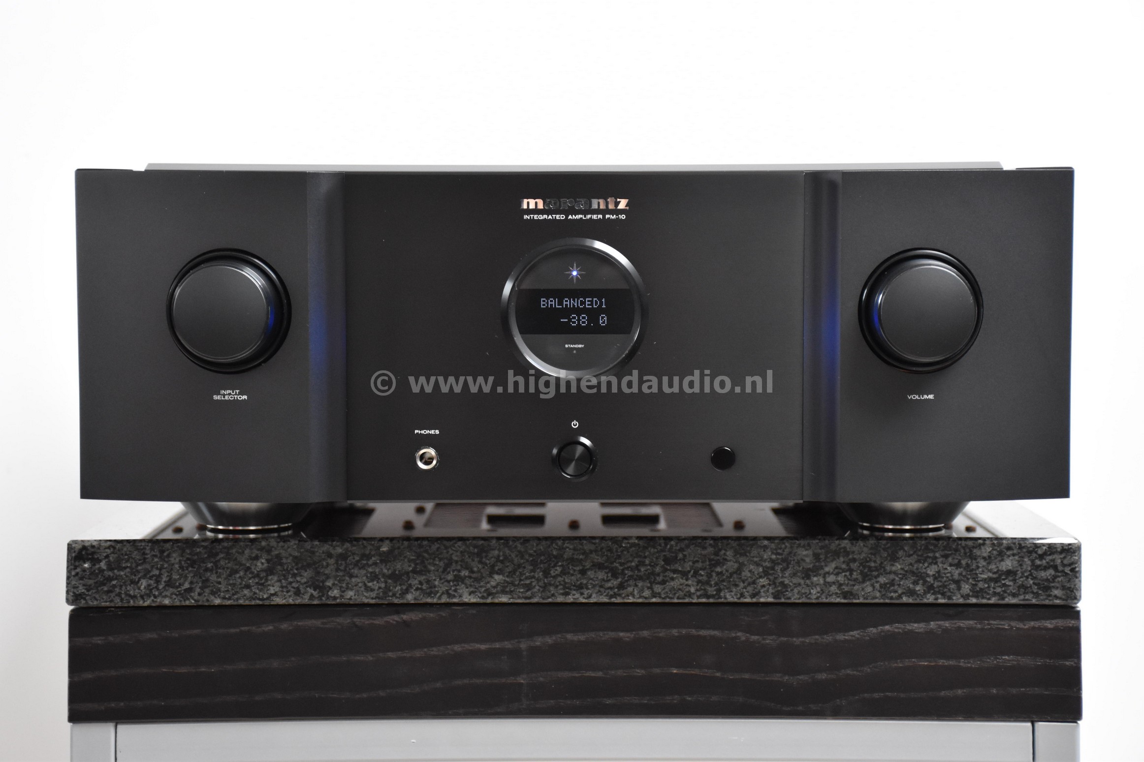 Marantz-PM10S1-AHE15170300137-front_wm