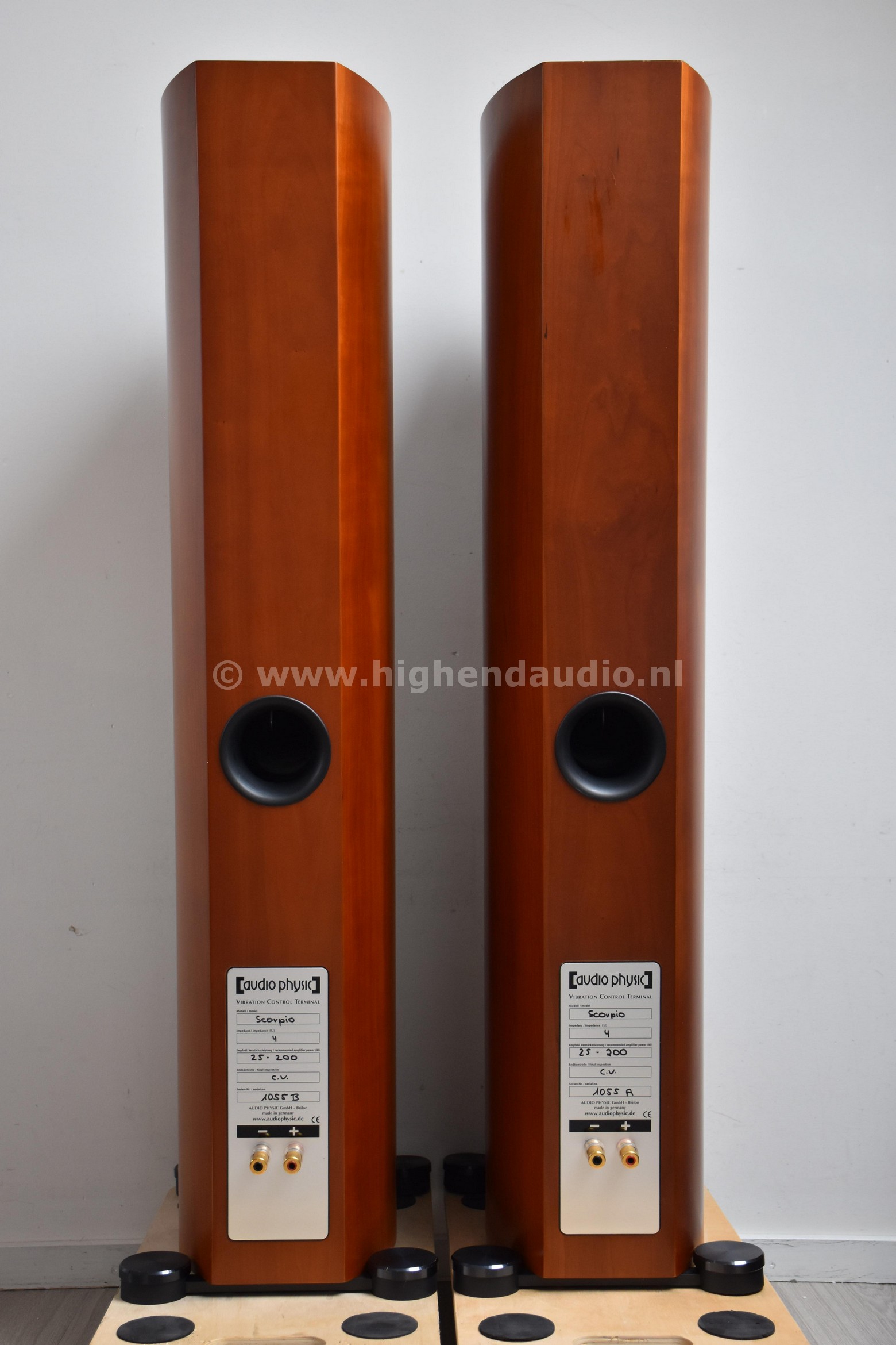 AudioPhysic-Scorpio-1055A-1055B-back_wm