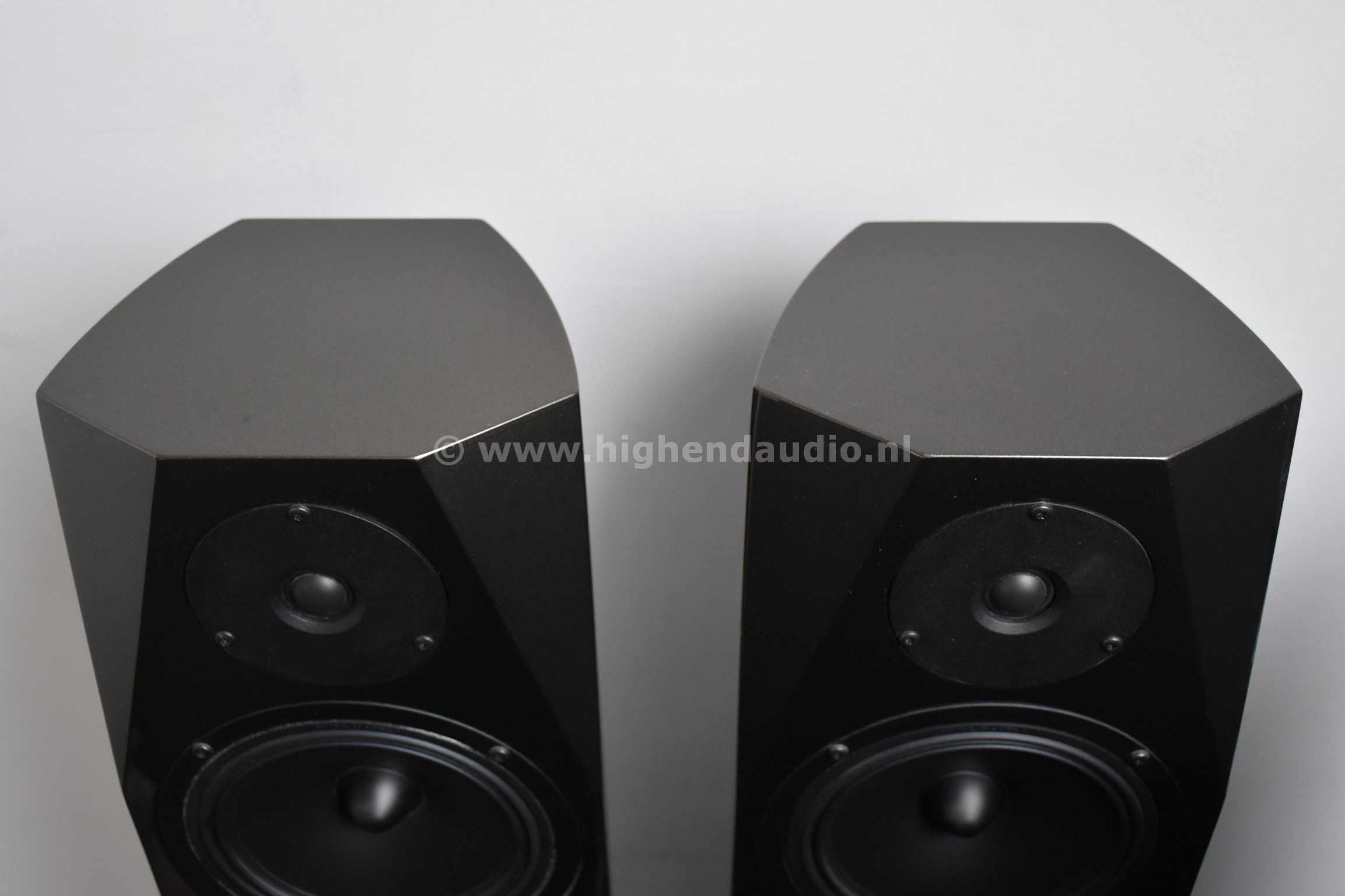 Diapason-Neos-1307148-top_wm