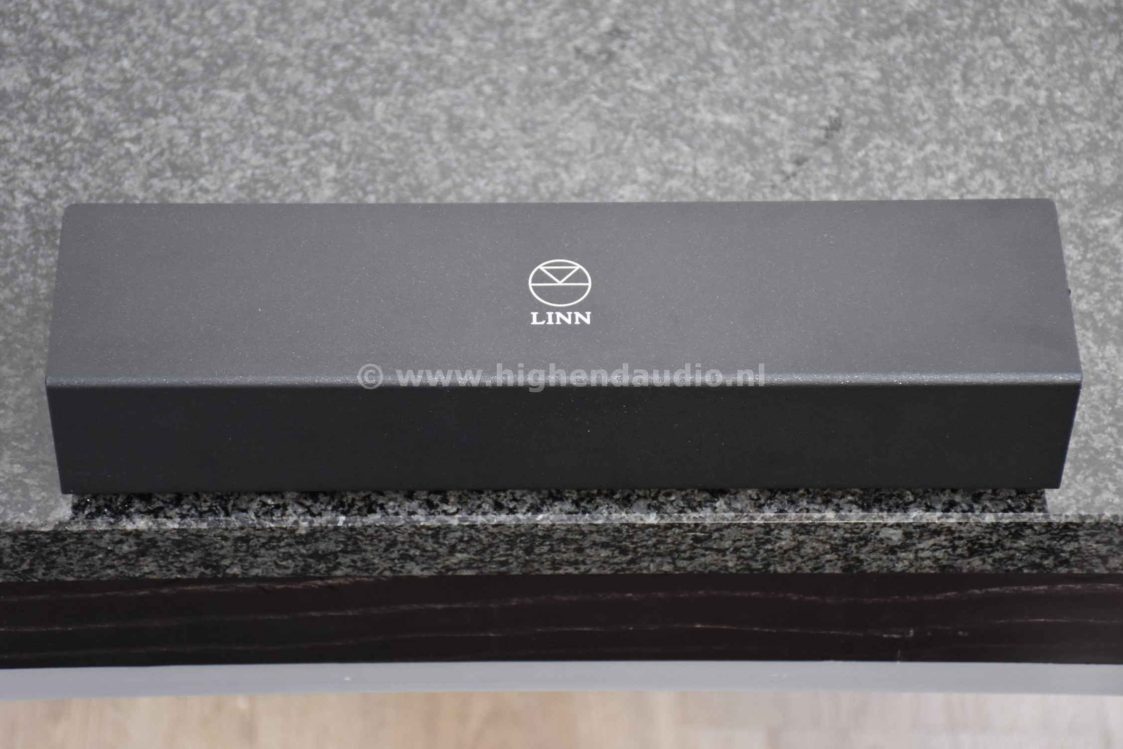 Linn-LP12-Majik-Lingo4-Krane-1554207-Lingo4-topfront_wm