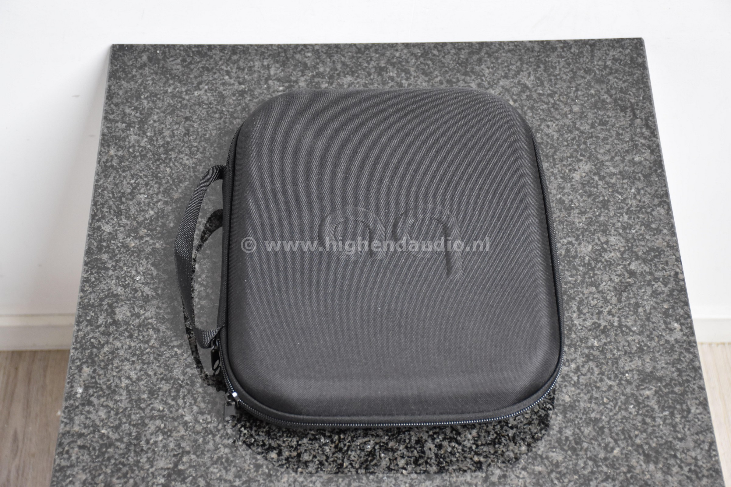 Audioquest-Earth-RCA-1m-II-bag_wm