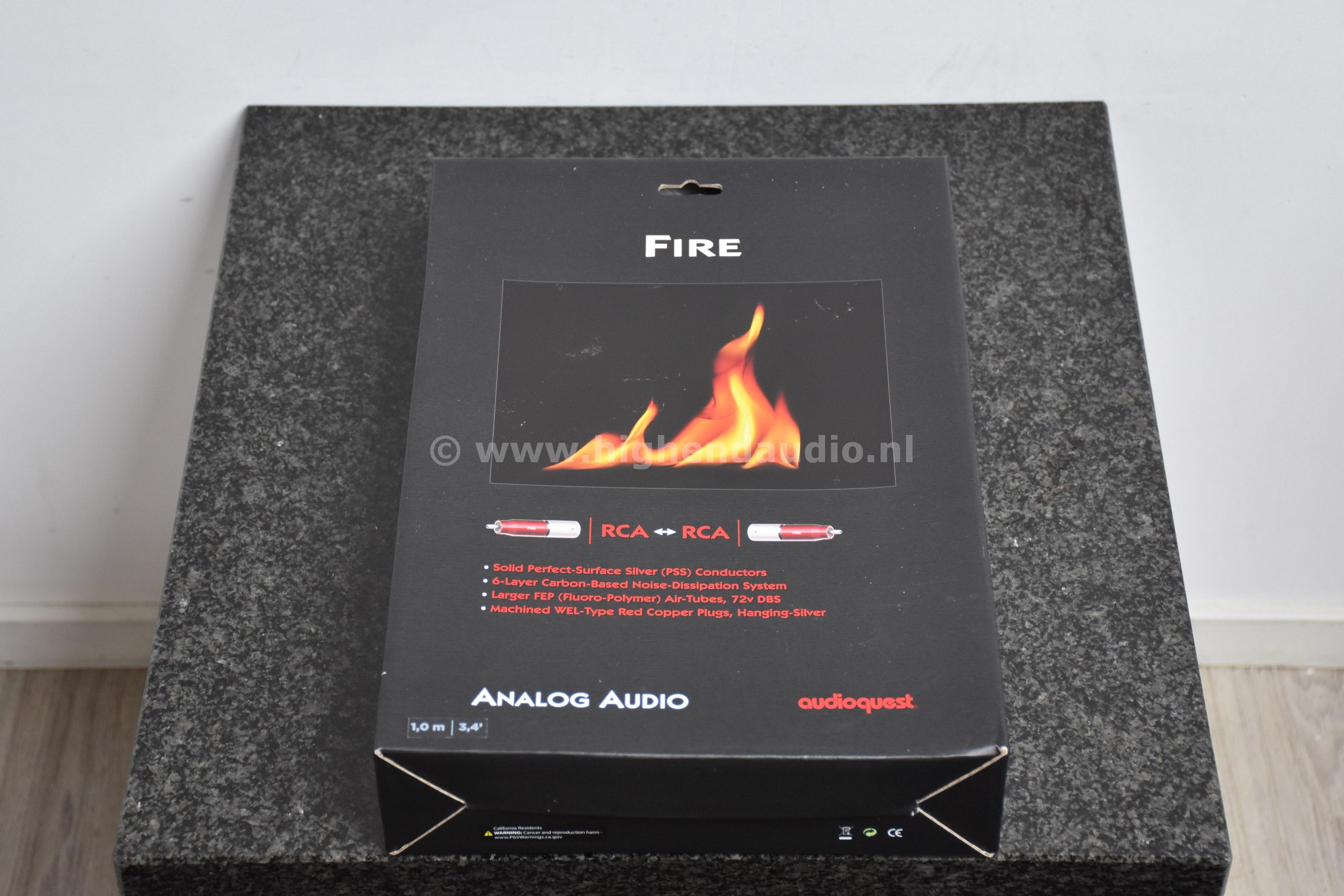 Audioquest-Fire-RCA-1m-box_wm
