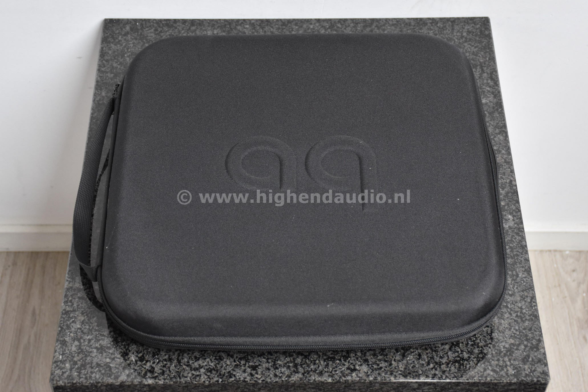 Audioquest-Thunder-1m-bag_wm