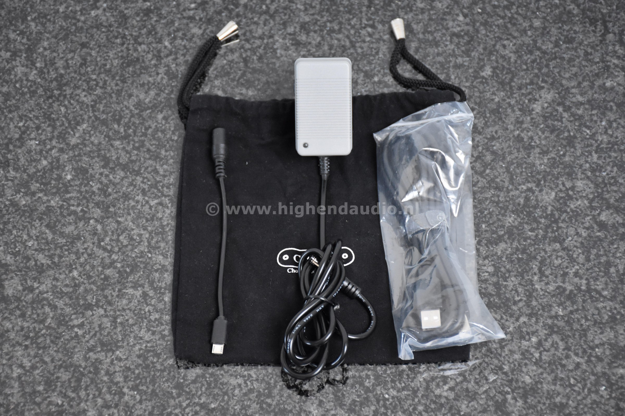 Chord-Qutest-Q05621-powersupplycables_wm