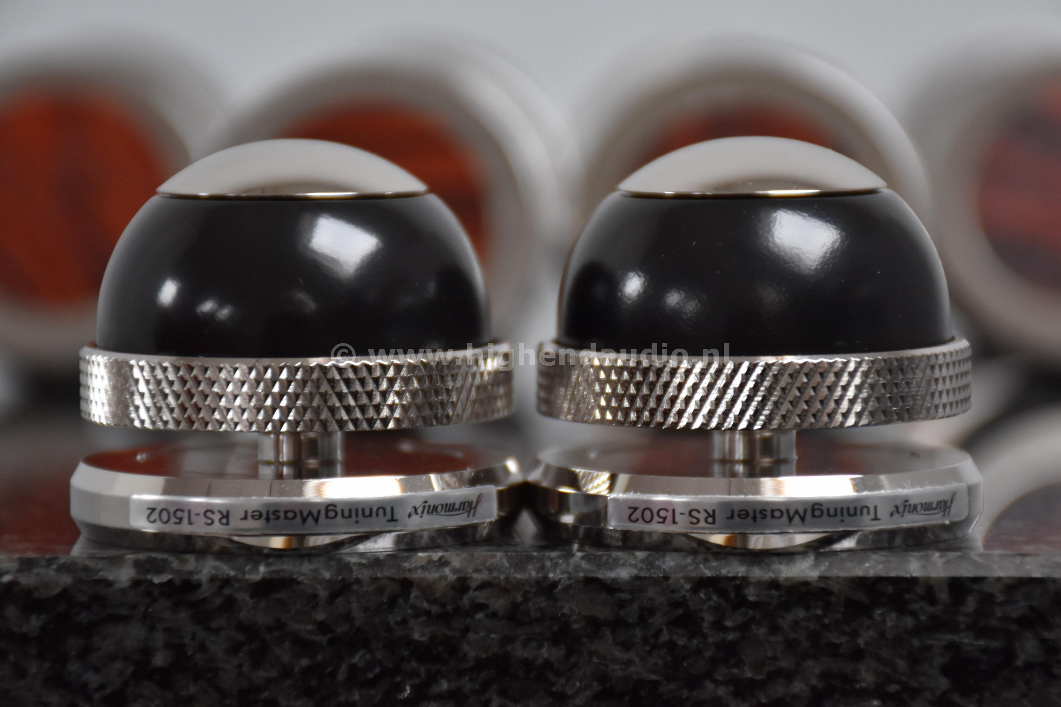 Harmonix-RS1502-3setsof4-heightadjustment_wm