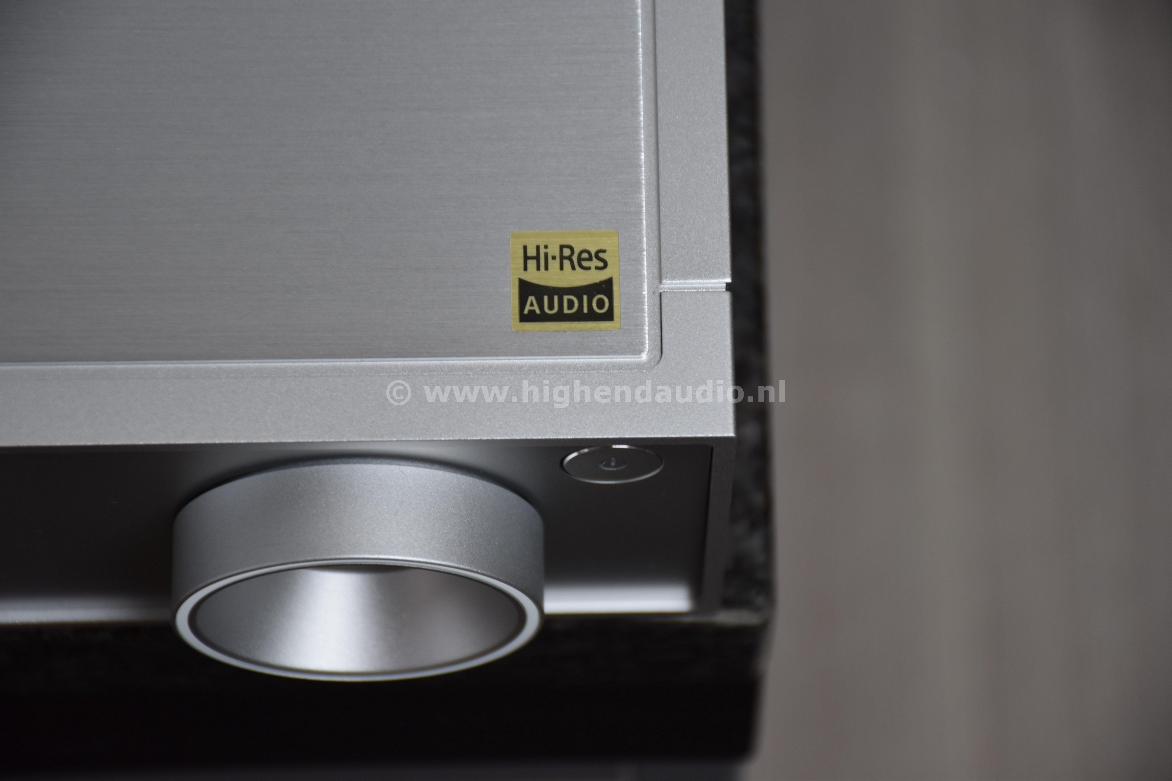 Rose-RD160-ESL411CB000101-topcloseup1_wm