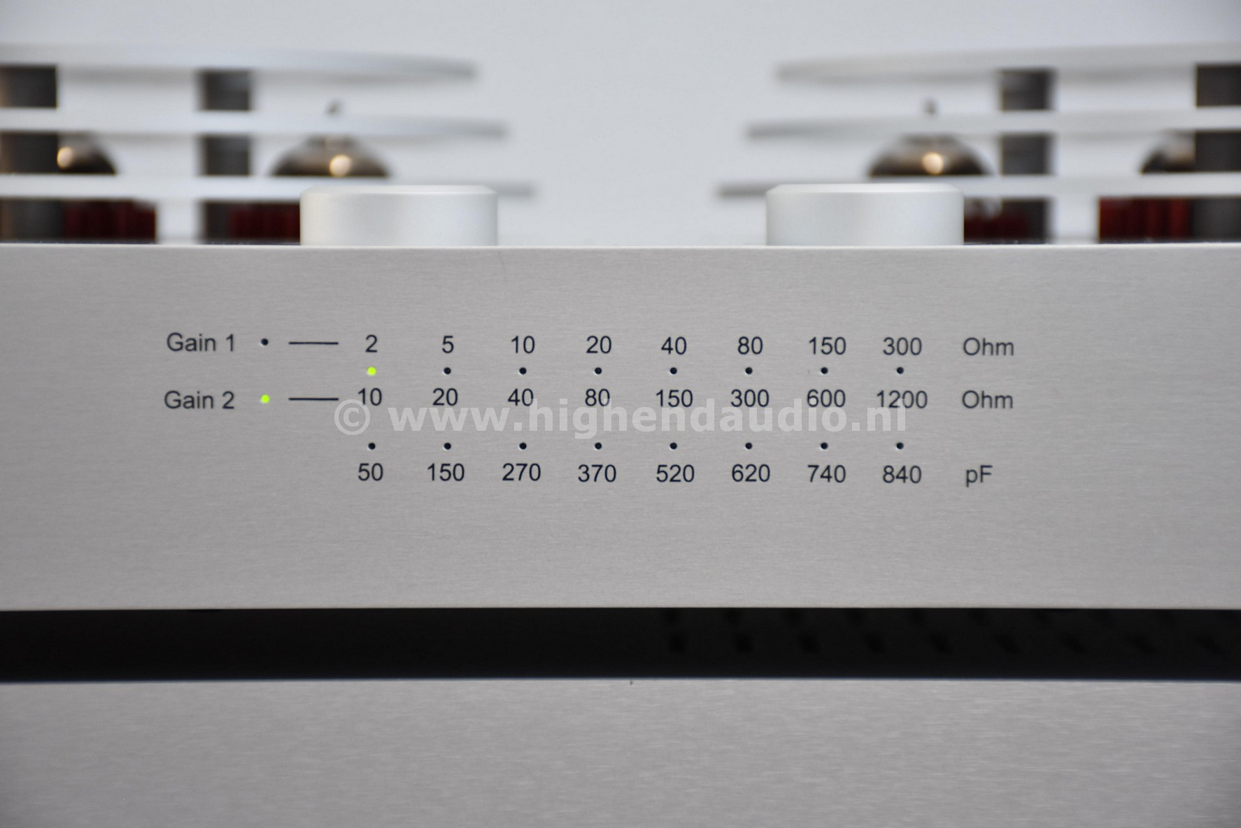 EAT-EGlo-223-frontcloseup_wm