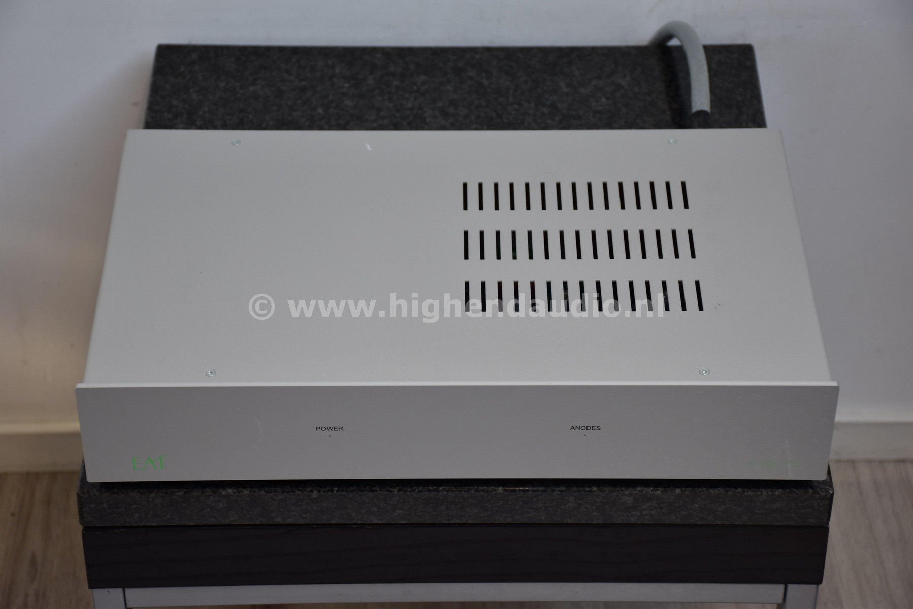 EAT-EGlo-223-top2_wm