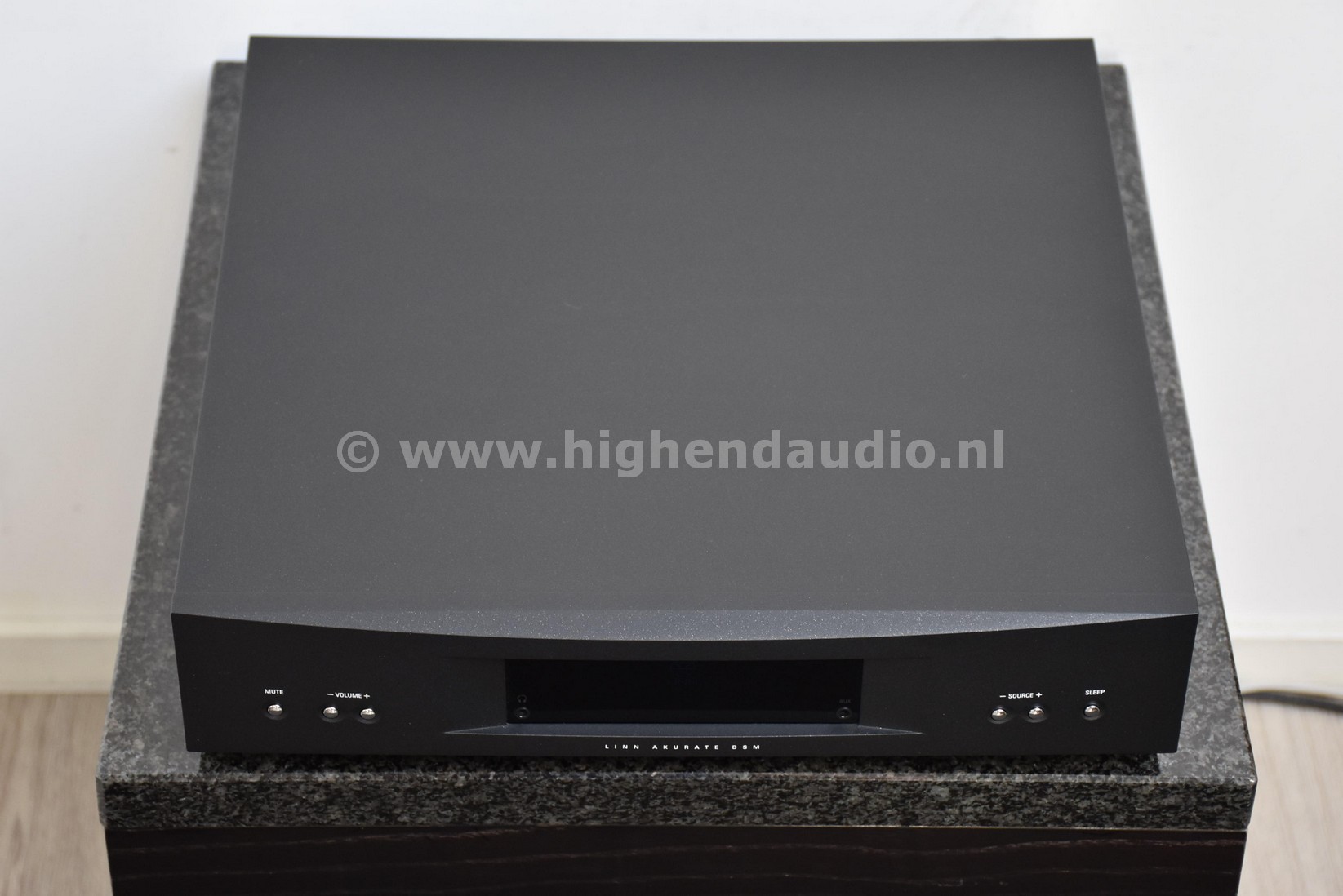 Linn-AkurateDSM3Utopik-1456918-top_wm