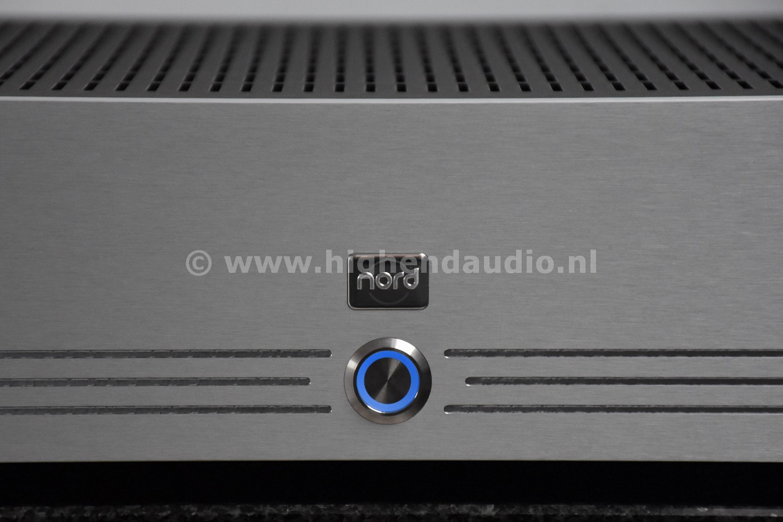 Nord-Three1ET400AST-2626-frontcloseup_wm