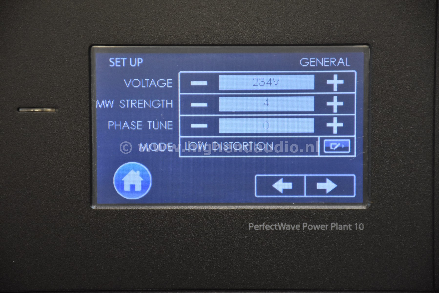 PSAudio-PowerPlant10-079227-display2_wm