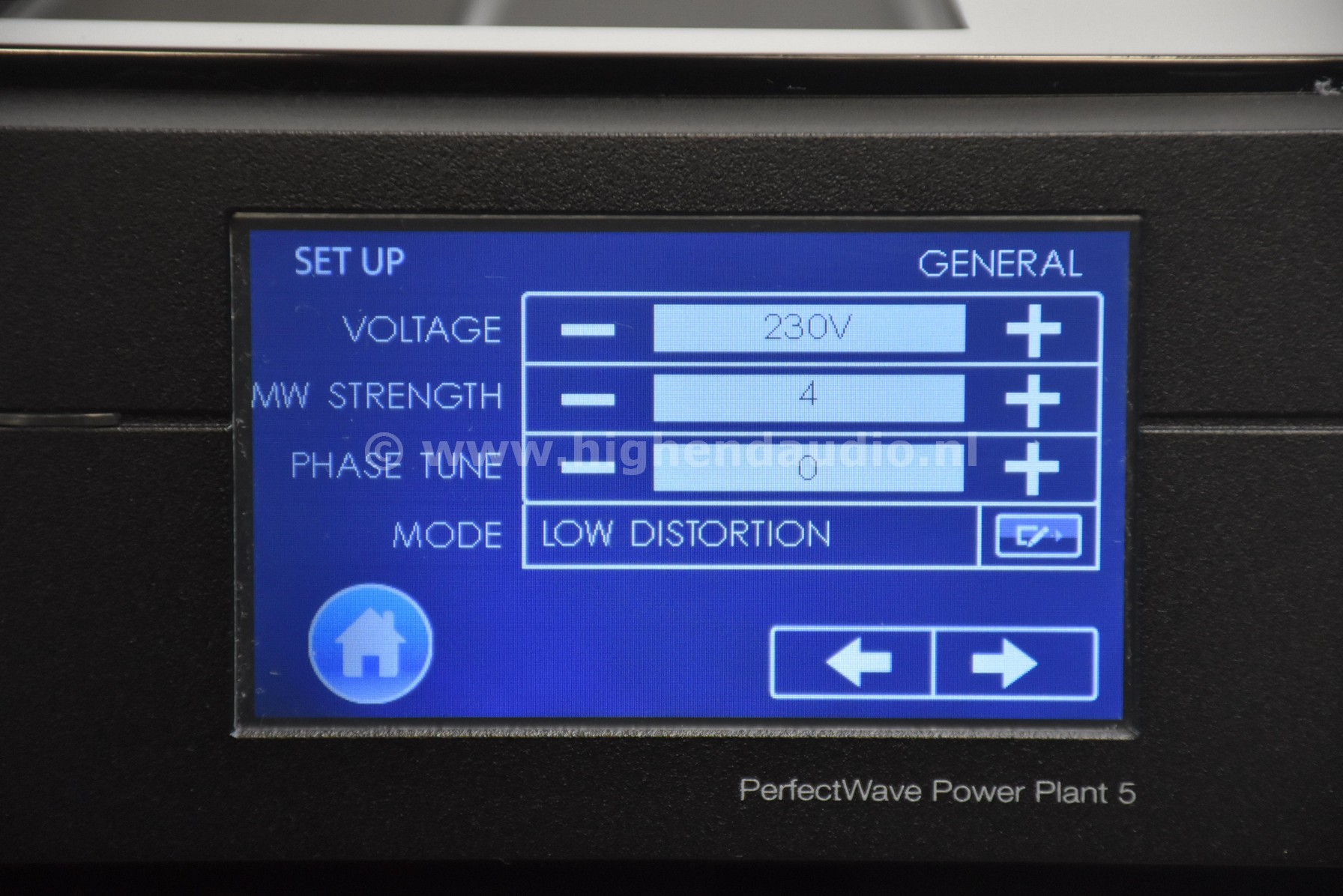 PSAudio-PowerPlant5-096348-display2_wm