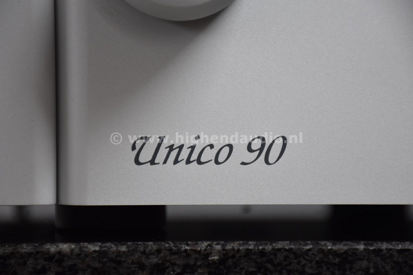 UnisonResearch-Unico90-650142-frontcloseup1_wm